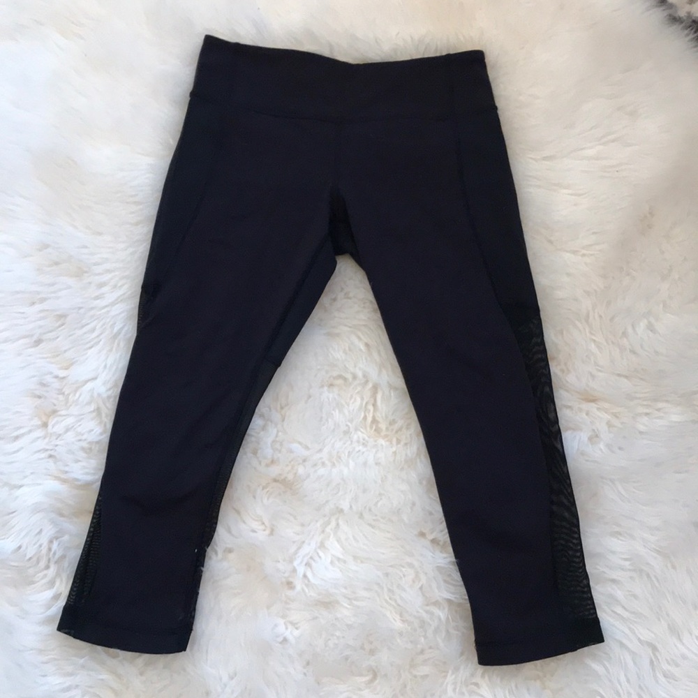 Lululemon Mesh Crop